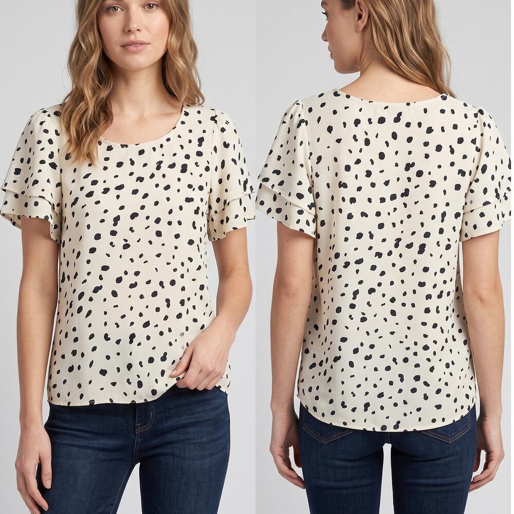 Gilli Cream Color Short Sleeve Blouse Black Abstract Dot Pattern Flutter Sleeve